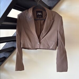 Zara Women's Brown Cropped Jacket